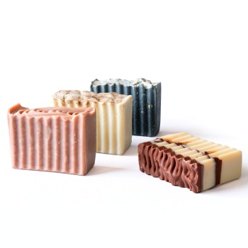 Savonnette Artisanale 100 % Naturelle – 70 g Savonnette Artisanale 100 % Naturelle – 70 g