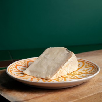 Ajbane Pure Goat Tomme – 250 g Ajbane Pure Goat Tomme – 250 g